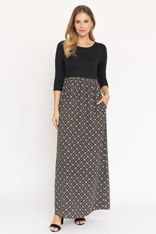 Quarter Sleeve Maxi Dress