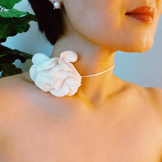 Chiffon Petals Rosette Tie necklace