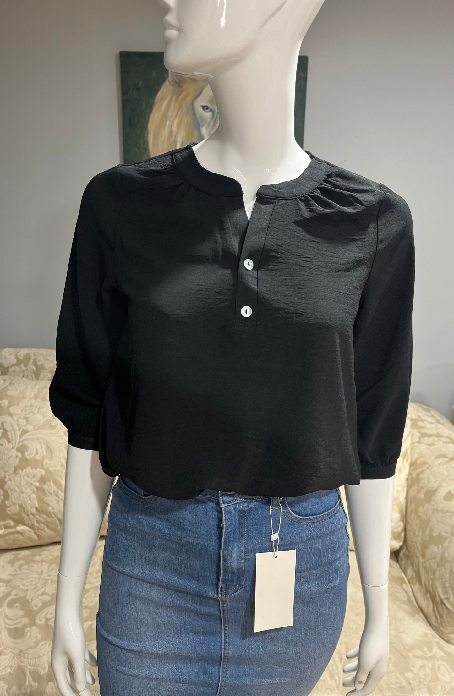 Black 3/4 Sleeve Woven Top