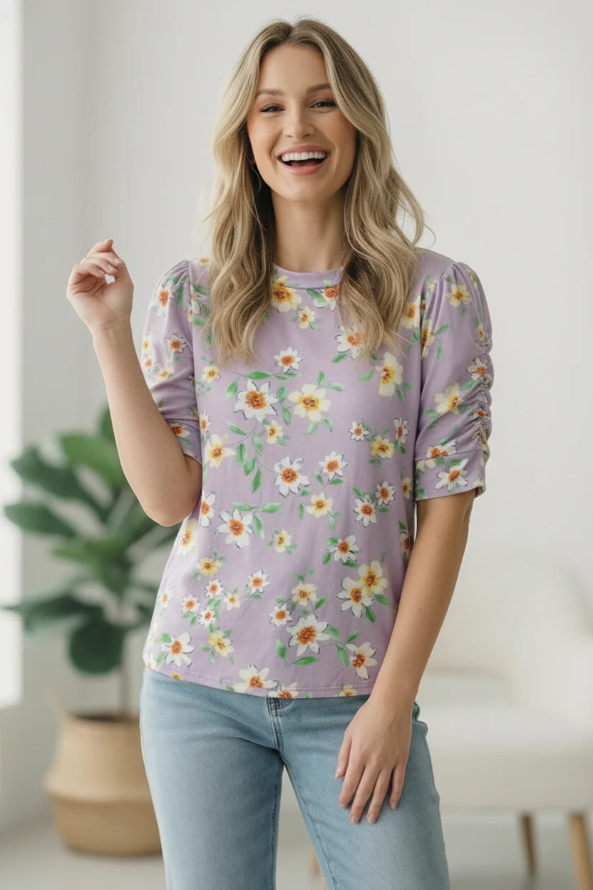 Sync Sleeve Floral Top in Lilac